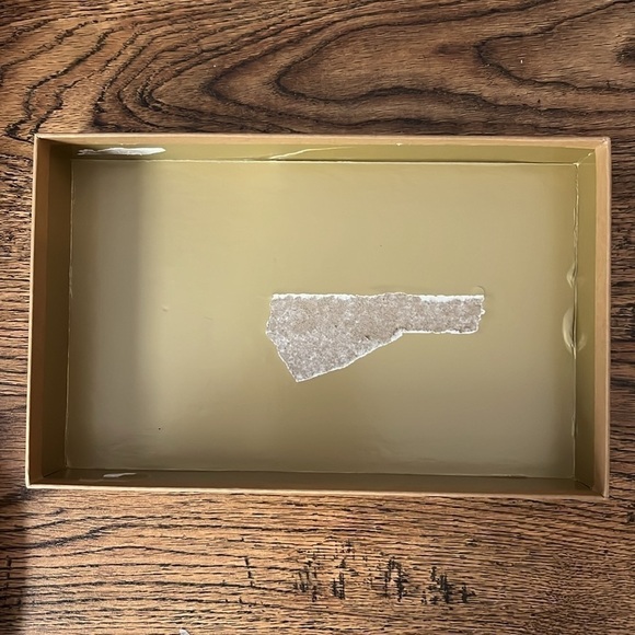 Coach Gift Box - Picture 2 of 4